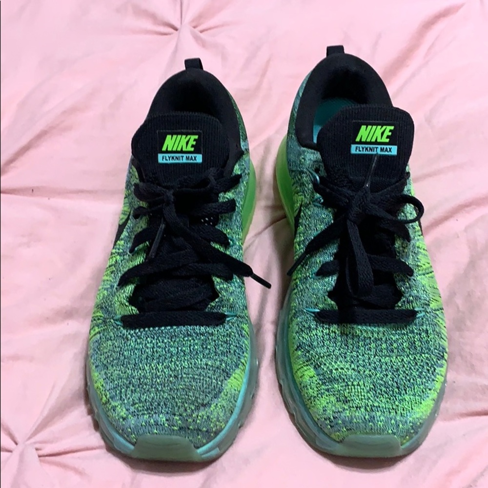 Nike Woman’s Tennis Shoe